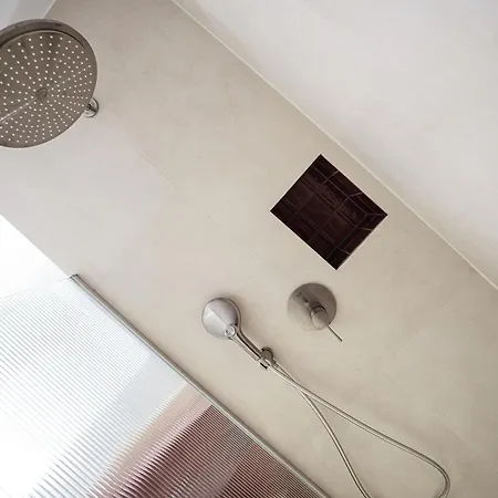 Apartman Kamadori - App 1 *